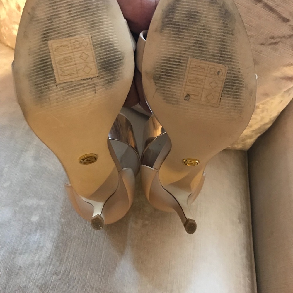 Bebe Sandals - Picture 2 of 3